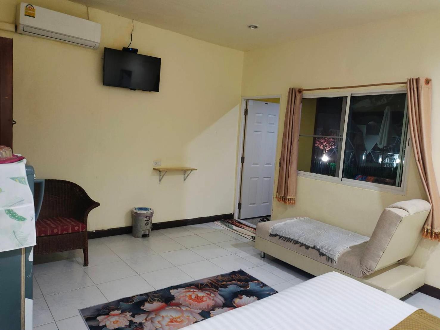 Everest Resort Samui - Sha Plus หาดแม่น้ำ ภายนอก รูปภาพ